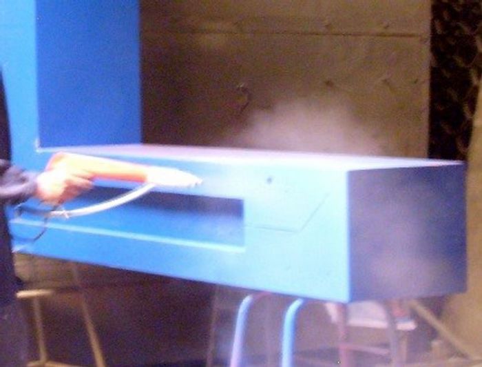 APLICACION DE PINTURA ELECTROSTÁTICA EN POLVO